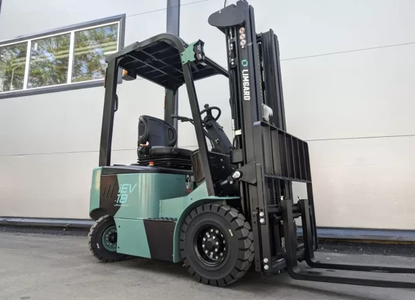 Погрузчик вилочный электрический LIMGARD iEV18 (LI-ION, 2W300, PT, F-1070, 150 Ah, четырехопорный)