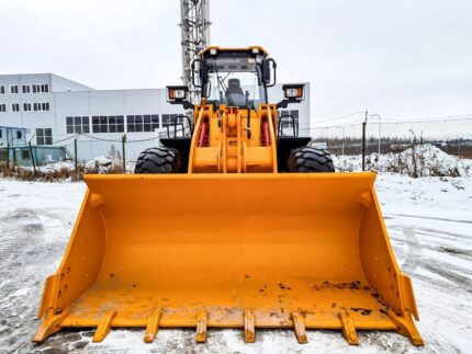 Фото 4 - Фронтальный погрузчик Lonking CDM853.